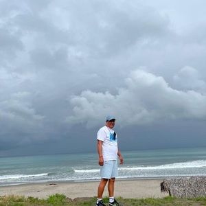 Meet your Posher, Denis